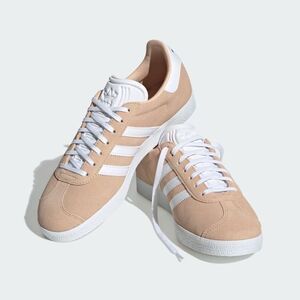 Adidas Gazelle Sneakers in Halo Blush Size 7